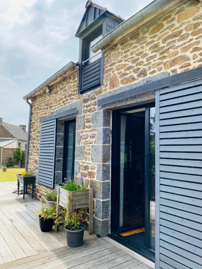 La Maison D'Aurelie Pleudihen-sur-Rance Exterior photo