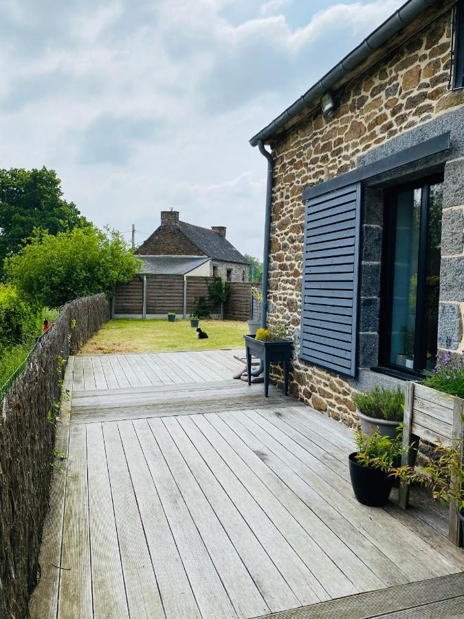 La Maison D'Aurelie Pleudihen-sur-Rance Exterior photo